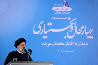 تصاویر دیدار رئیس جمهور با اقشار مختلف مردم چهارمحال و بختیاری