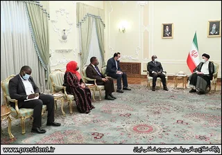تصاویر دیدار روسای مجالس تانزانیا و زنگبار با آیت الله رئیسی