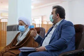 آیت الله رئیسی با تعدادی از مراجعه کنندگان به دادگستری مازندران دیدار و گفتگو کرد