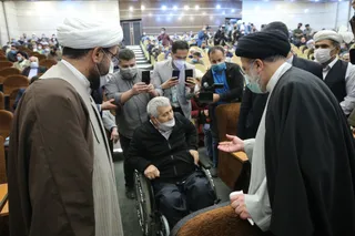 تصاویر دیدار رئیس جمهور با نخبگان ، علماء ، خانواده شهدا ، ایثارگران و جمعی از اقشار مختلف مردم