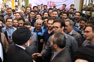 تصاویر بازدید از کارخانه کویر تایر بیرجند و حضور در جمع کارگران