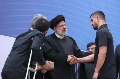 تصاویر مراسم تجلیل از مدال آوران و قهرمانان ورزشی