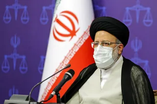 دستور رئیس دستگاه قضا به دادستان برای رسیدگی به علت صدور مجوز صادرات به افراد فاقد صلاحیت/ گره زدن تصمیم گیری‌ها به انتخابات آمریکا آدرس غلط دادن به ملت است