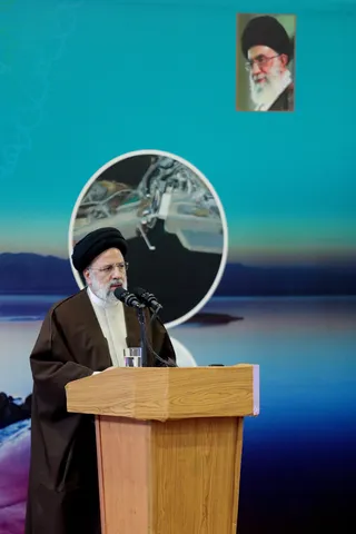 تصاویر آئین افتتاح رسمی سامانه انتقال آب به دریاچه ارومیه