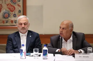 تصاویر نشست با رهبران ادیان الهی