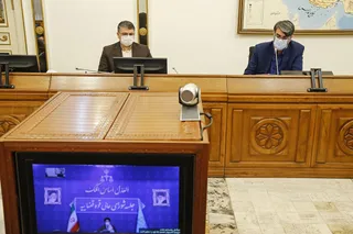 شهید فخری زاده قهرمان «بی اثر کردن تحریم و تهدید» دشمن در حوزه هسته ای و دفاعی است/ جریان تحریف در حال القای‌‌‌ترس و یاس و تسلیم در برابر دشمن است