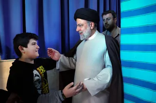 تصاویر حضور و سخنرانی در جمع نمازگزاران جمعه برازجان
