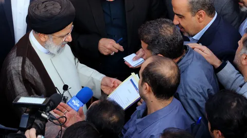 تصاویر گفتگو با جمعی از کارگران کارخانه کیان تایر