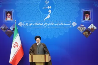 تصاویر نشست با اساتید ، طلاب و فرهیختگان حوزوی