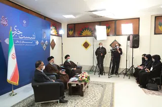 تصاویر رئیس جمهور در نشست خبری استان لرستان