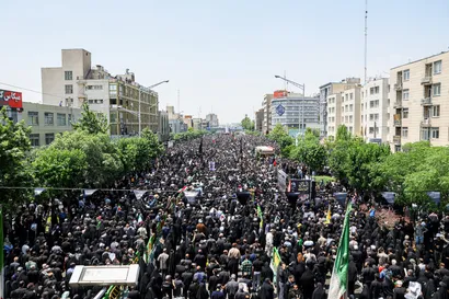 مراسم تشییع پیکر رئیس جمهور شهید و همراهان در تهران