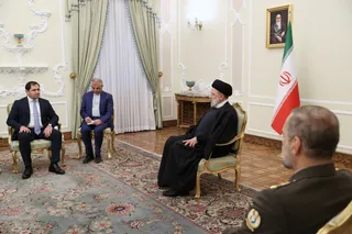 دیدار وزیر دفاع ارمنستان با رئیس جمهور