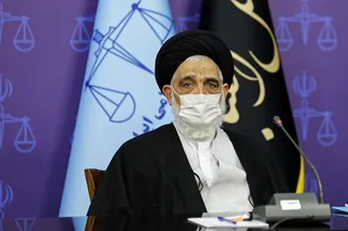 بخشی از مشکلات امروز کشور ناشی از چشم دوختن به لبخند یا خشم خارجی هاست؛ داشتن روحیه جهادی و کار انقلابی گره گشاست/ رفتار آمریکایی‌ها هم نقض «حقوق بین الملل» است هم نقض «حقوق معاهدات» / باید انجام تکالیف اروپایی‌ها از آنها مطالبه شود