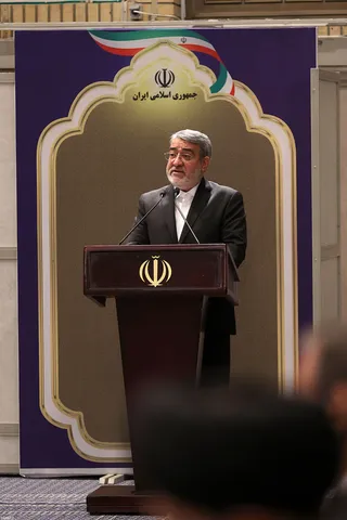 تصاویر مراسم تنفیذ حکم سیزدهمین دوره ریاست جمهوری اسلامی ایران‌