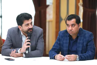 نشست با اساتید و نخبگان پزشکی استان فارس