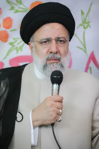 دیدار صمیمانه با اهالی نیروگاه قم