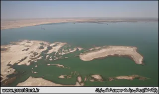 تصاویر بازدید هوایی از مناطق مرزی ایران و افغانستان و حضور و سخنرانی در روستای ملاعلی