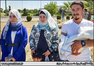 تصاویر استقبال جمعی از شهروندان سوری از آیت‌الله رئیسی