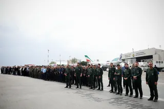 استقبال از پیکر رئیس جمهور شهید و همراهان در فرودگاه مهرآباد