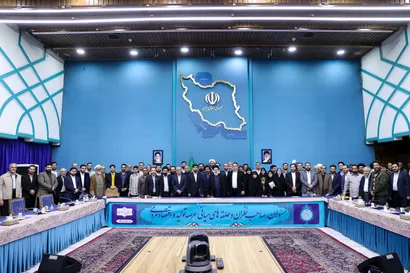نشست رمضانی با فعالان عرصه تولید و اقتصاد مردمی