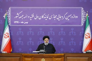 محوریت ائمه جمعه و مساجد برای جمع آوری کمک‌های مومنانه در دوران شیوع کرونا گواهی بر پناهگاه بودن مساجد است