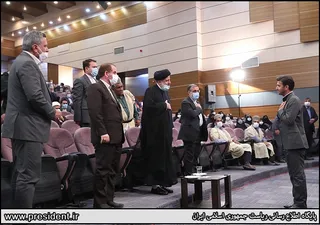 تصاویر دیدار رئیس جمهور با نخبگان ، علماء ، خانواده شهدا ، ایثارگران و جمعی از اقشار مختلف مردم کهکیلویه وبویراحمد
