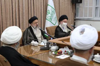 تصاویر دیدار آیت الله سید ابراهیم رئیسی با اعضای جامعه مدرسین حوزه علمیه قم