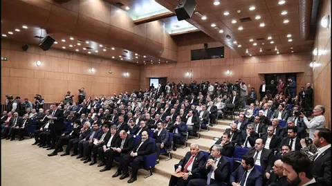 تصاویر نشست با تجار و فعالان اقتصادی
