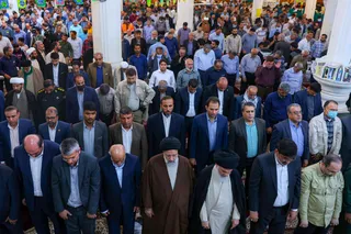 تصاویر حضور و سخنرانی در جمع نمازگزاران جمعه برازجان