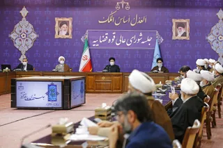 تریبون‌های عمومی باید محل امیدآفرینی و نشان از انسجام و آهنگ واحد در کشور باشد/ محل «طرح» و «حل» مسائل اختلافی، جلسات خصوصی است نه‌تریبون‌های عمومی