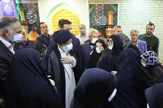 تصاویر دیدار با خانواده شهدای آذربایجان غربی