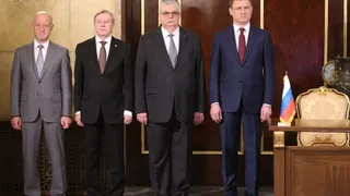 تصاویر  مراسم امضای توافق نامه احداث خط آهن رشت _ آستارا