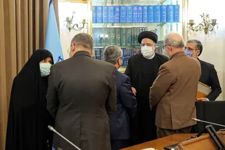 دیدار حجت‌الاسلام والمسلمین رئیسی با وزیر و جمعی از مسئولان بهداشت و درمان کشور