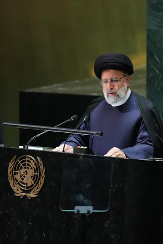 تصاویر سخنرانی رئیس جمهور در هفتاد و هشتمین نشست مجمع عمومی سازمان ملل