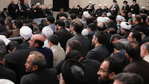 مراسم بزرگداشت رئیس جمهور شهید و همراهان در حسینیه امام خمینی (ره)
