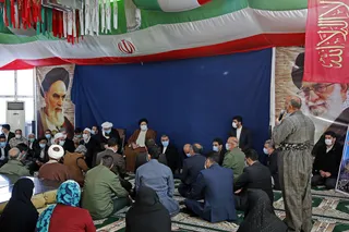 کارگروه تعیین شده در استان کرمانشاه حداکثر ظرف یک ماه طرح خود را برای ساماندهی موضوع کوله‌بری ارائه کند