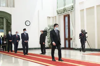 تصاویر تبریک سالروز پیروزی انقلاب اسلامی از سوی سفرا و رؤسای سازمان‌های خارجی مقیم تهران به رییس جمهور