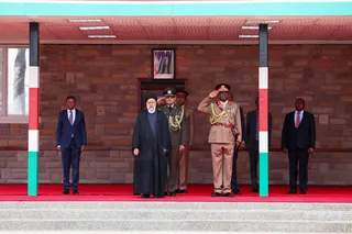 تصاویر دکتر رئیسی «نایروبی» را به مقصد «کامپالا» ترک کرد