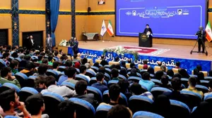 مراسم تجلیل از مدال‌آوران المپیادهای علمی جهانی و جشن احیای باشگاه دانش‌پژوهان جوان