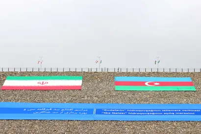 بازدید مشترک روسای جمهور ایران و آذربایجان از سد قلعه‌سی