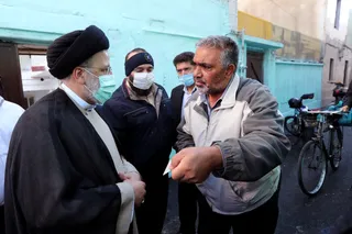 تصاویر بازدید سرزده رئیس جمهور از محله شهید هرندی تهران