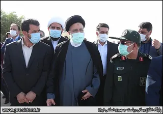 تصاویر ورود رئیس جمهور به شهرستان طبس