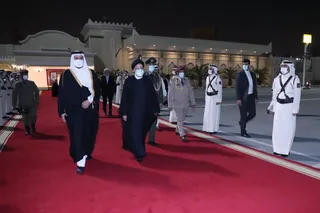 تصاویر بدرقه رئیس جمهور در فرودگاه دوحه قطر