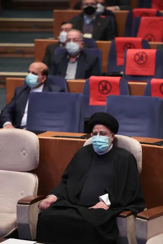 تصاویر آیین آغاز عملیات اجرایی ۴۸ پروژه بزرگ صنعتی کشور