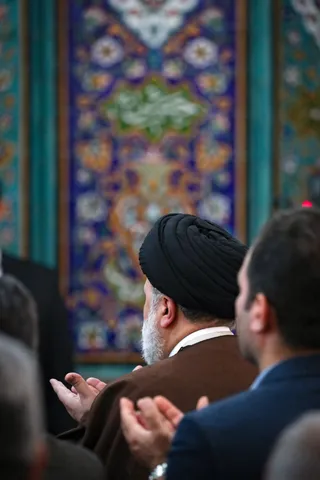 تصاویر حضور و سخنرانی در جمع نمازگزاران جمعه برازجان