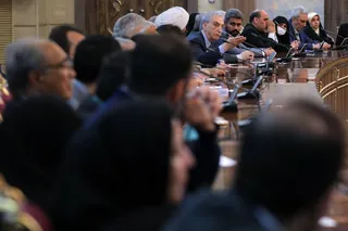 تصاویر نشست رمضانی باجمعی از خیرین و مسولین موئسسات خیریه