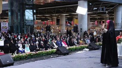 تصاویر جشن میلاد حضرت معصومه (س) و روز دختر