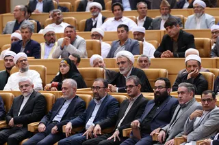 تصاویر نشست علما و نخبگان اهل سنت سراسر کشور با رئیس جمهور
