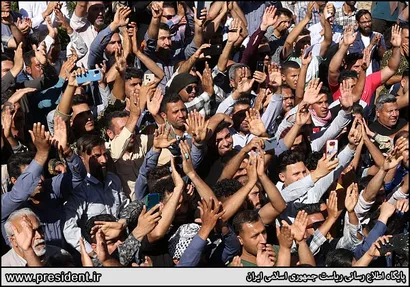 تصاویر حضور سرزده در جمع کارگران کارخانه هفت تپه