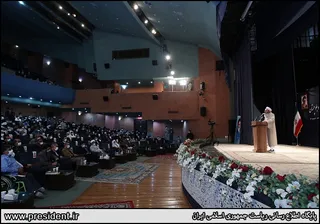 تصاویر دیدار نمایندگان اقشار مردم ، ایتارگران ، نخبگان و علماء استان سیستان و بلوچستان